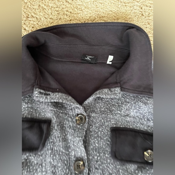 PacSun Button Up size M/L - Picture 4 of 6